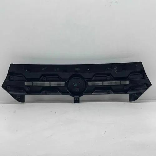 Grade Radiador Mobi 2016 17 18 19 2020 Black Piano Original Prateado Brilhante - Imagem 3
