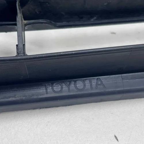 Grade Inferior Parachoque Dianteiro Corolla 11-13 Original Preto Fosco - Imagem 4