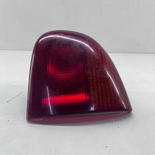 Imagem da peça Lanterna Mala Ford Escort 1995 96 97 98 99 00 2002 Direito Direito/passageiro Vermelho