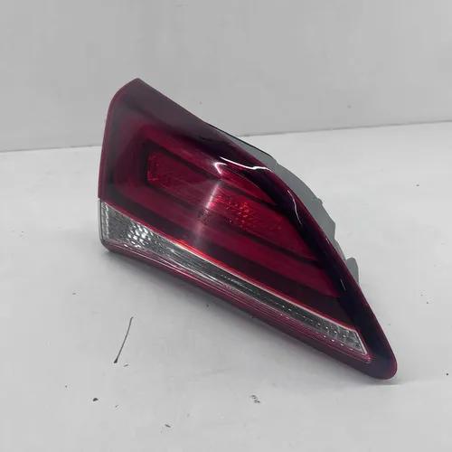 Lanterna Tampa Mala Hyundai Hb20x 2016 17 18 Esquerdo Esquerdo/motorista Vermelho - Imagem 3