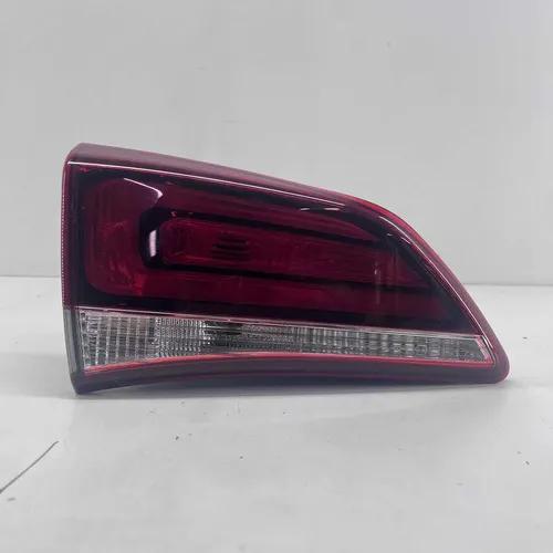 Lanterna Tampa Mala Hyundai Hb20x 2016 17 18 Esquerdo Esquerdo/motorista Vermelho - Imagem 5