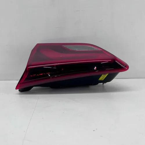 Lanterna Mala Onix Plus Sedan 2020 21 22 23 24 Direito Direito/passageiro Vermelho - Imagem 3