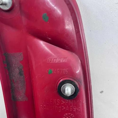 Lanterna Mala Fiat Siena 2003 04 05 07 2008 A 2012 Direito Direito/passageiro Vermelho - Imagem 6