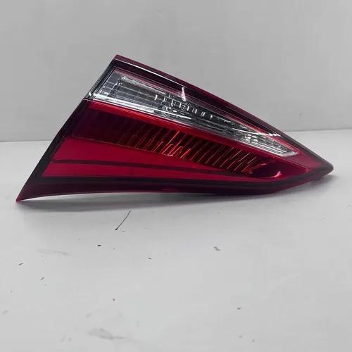 Lanterna Mala Toyota Yaris 2018 19 20 21 22 Direito Direito/passageiro Vermelho - Imagem 2