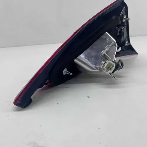 Lanterna Mala Toyota Yaris 2018 19 20 21 22 Direito Direito/passageiro Vermelho - Imagem 5