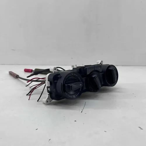 Comando De Ar Gol Saveiro Voyage G7 G8 Botao Preto Preto - Imagem 4