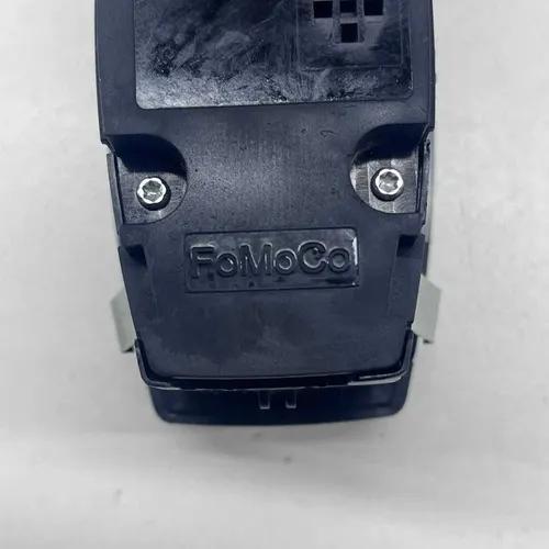 Botao Chave De Luz Porta Mala Ford Ka - Imagem 8
