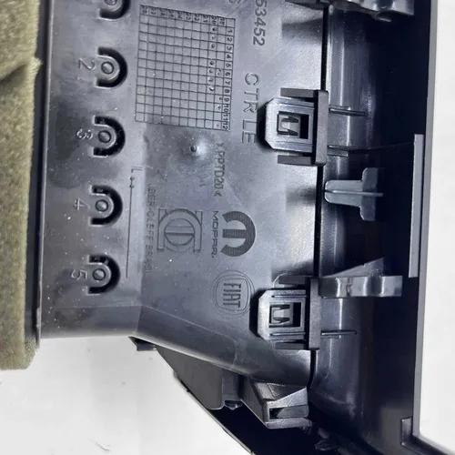 Moldura Central Com Difusor Strada Freedom 2020 Original - Imagem 6