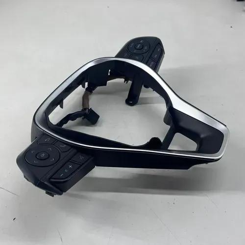 Moldura Volante Com Comandos De Bordo Toyota Corolla Cross Preto Lisa - Imagem 5